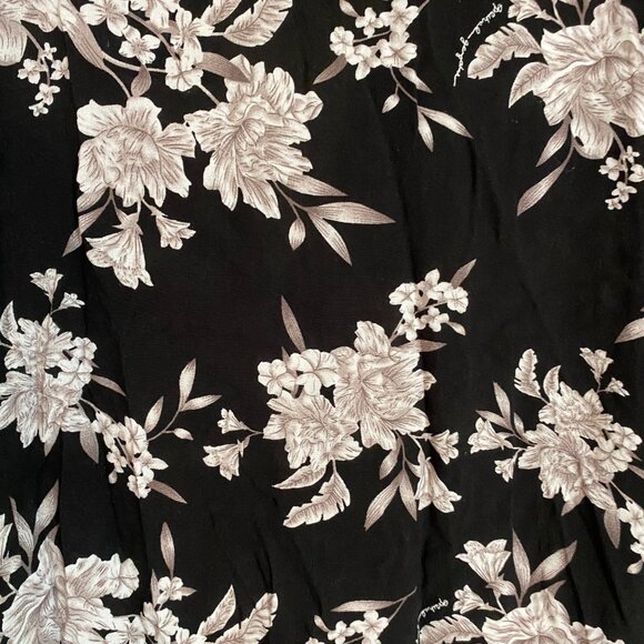 Spiritual Gangsta With Tie Front OS Black & White floral pattern - Picture 7 of 8